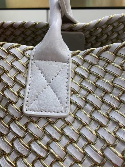 Bottega Veneta Woven Tote Bag Beige 01A