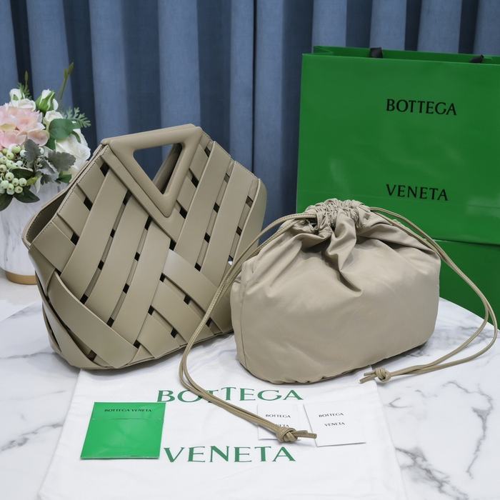 Bottega Veneta Woven Tote Beige 01A 2
