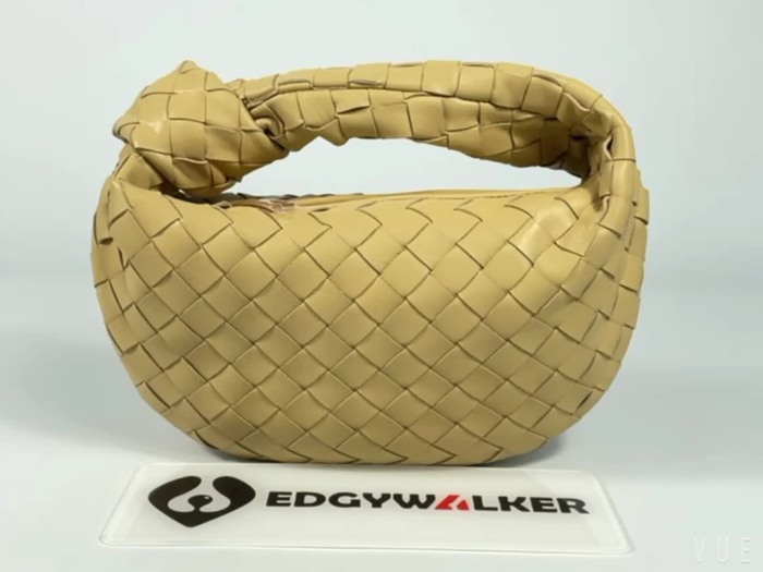 Bottega Veneta Woven Tote Beige 01A