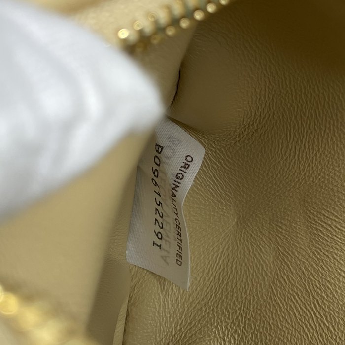 Bottega Veneta Woven Tote Beige 01A