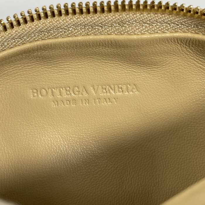 Bottega Veneta Woven Tote Beige 01A