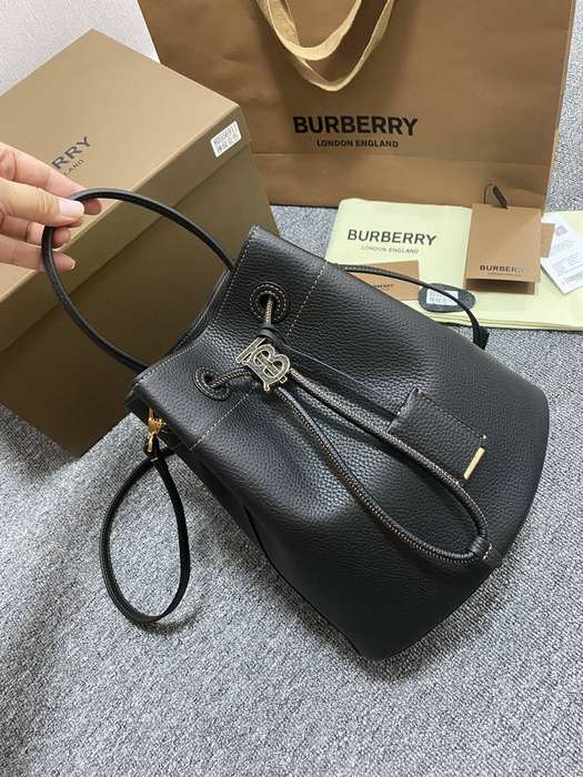 Burberry Burberry  Bucket Bag color 28A