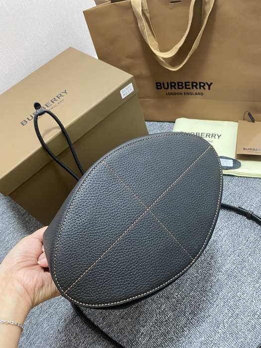 Burberry Burberry  Bucket Bag color 28A