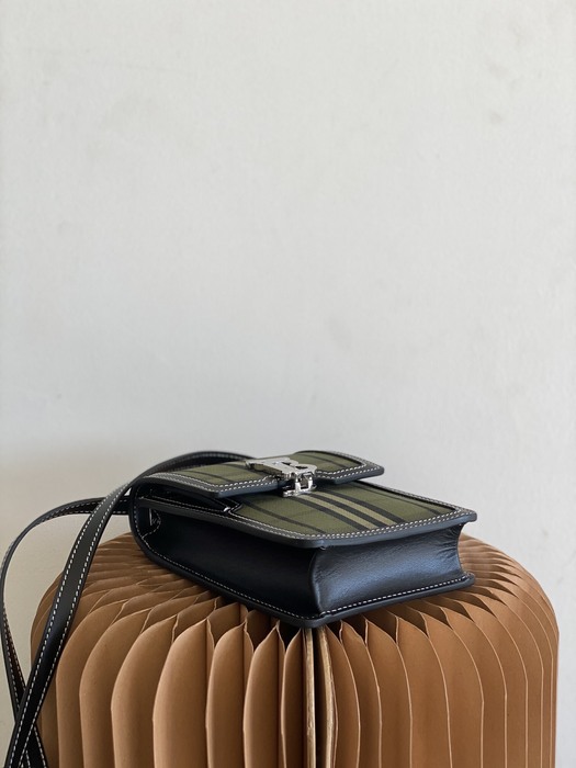 Burberry BurberryRobin color 36A