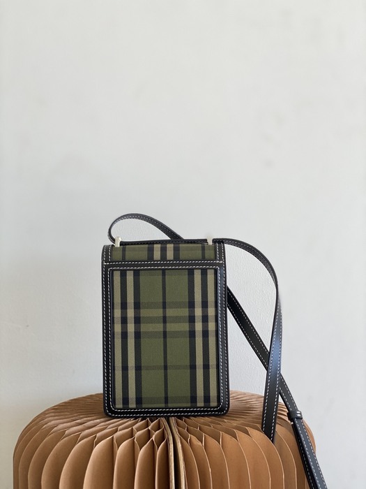 Burberry BurberryRobin color 36A