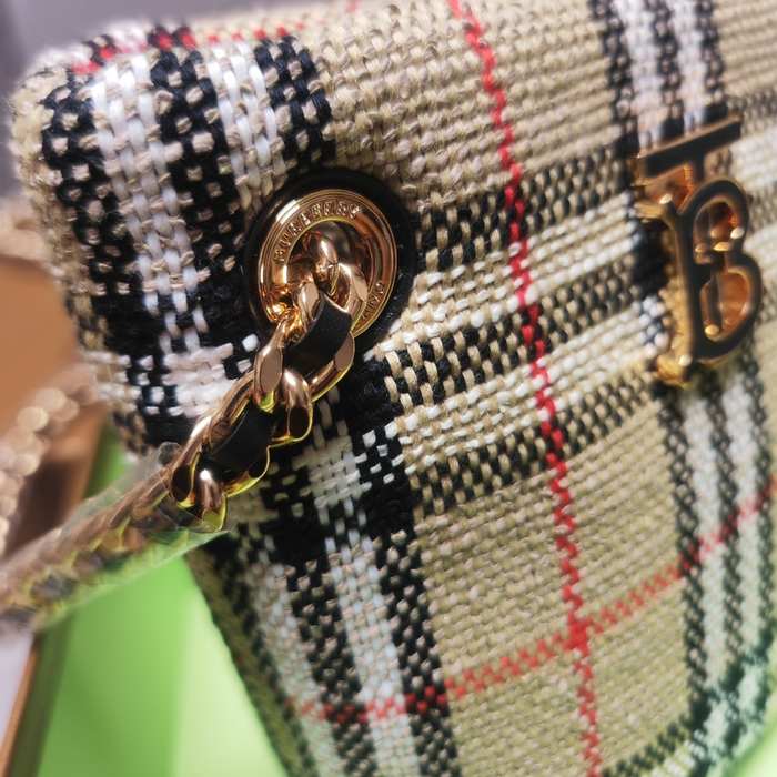 Burberry Checked Tote with stylish patterns Beige 01A