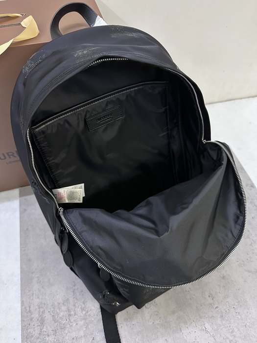 Burberry Tote Bag Black 01A 2