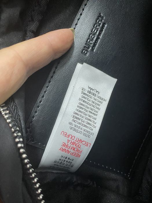 Burberry Tote Bag Black 01A 6