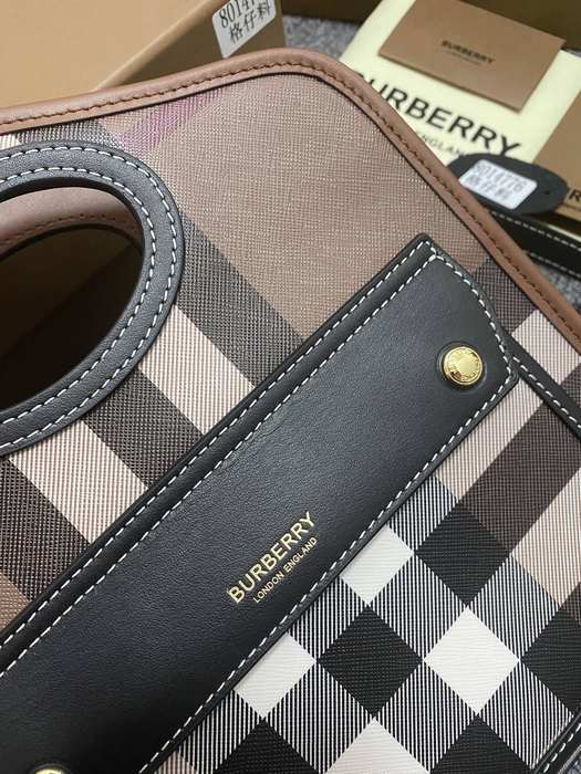 Burberry Tote Bag with Chic Design Brown 01A