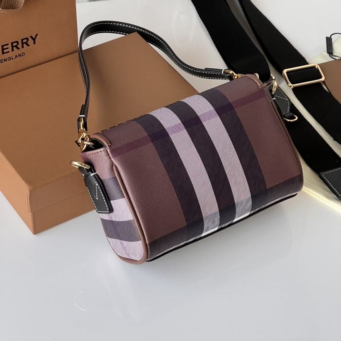 Burberry Tote Bag with Elegant Design Brown 01A
