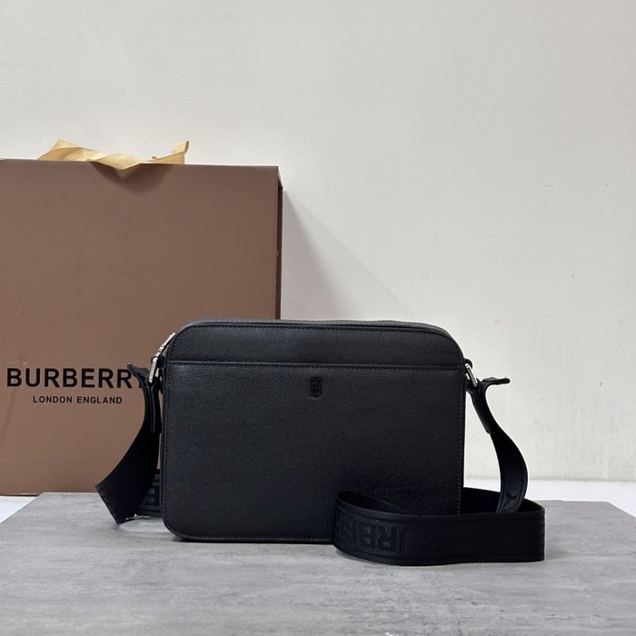 Burberry Tote Bag with Stylish Design Black 01A