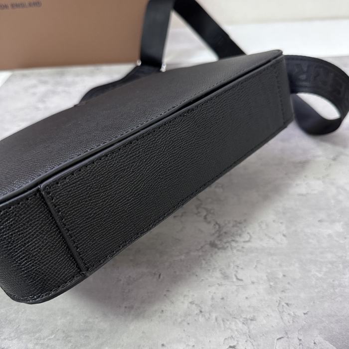 Burberry Tote Bag with Stylish Design Black 01A