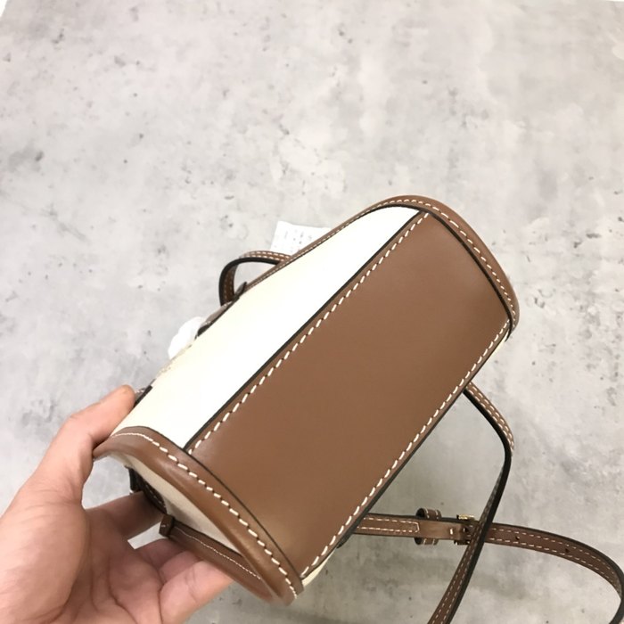 Burberry Tote Bag with Stylish Elements Tan 01A