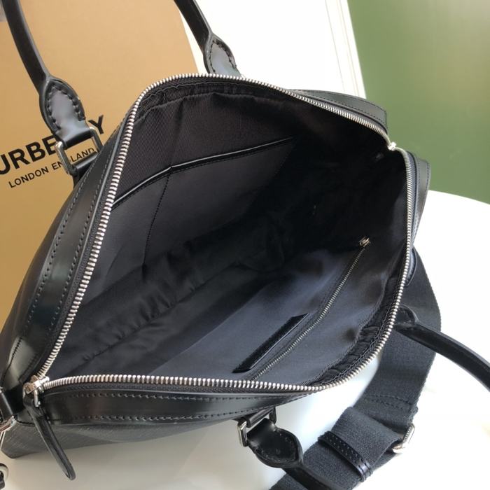 Burberry Tote Bag with sleek design Black 01A 4