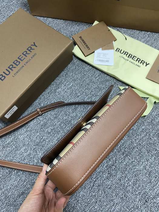 Burberry Tote Bag with stylish features Brown 01A 6