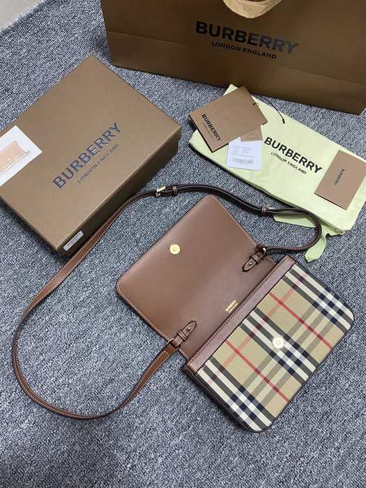 Burberry Tote Bag with stylish features Brown 01A 6