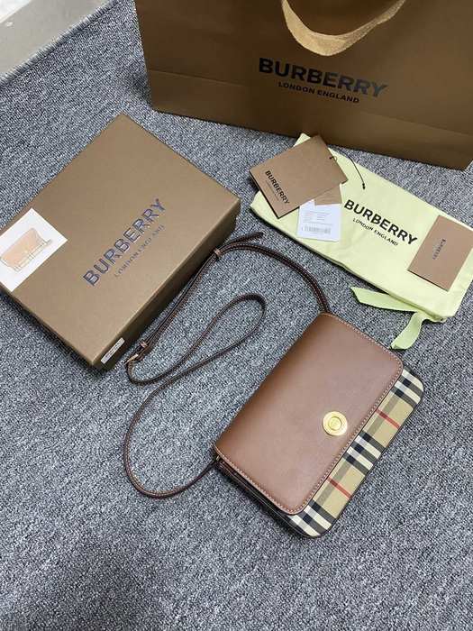 Burberry Tote Bag with stylish features Brown 01A 6