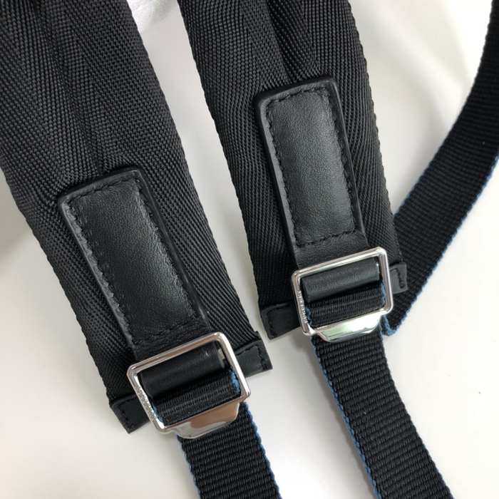 Burberry Tote bag Black 01A 3