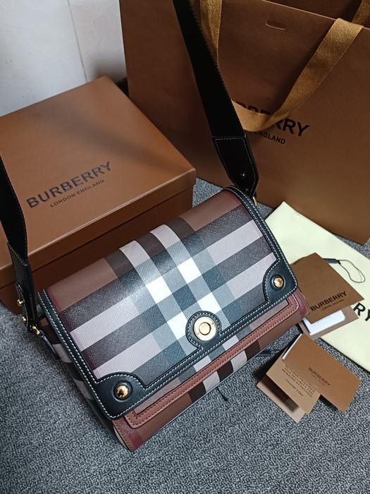 Burberry Tote bag with classic design traits Brown 01A
