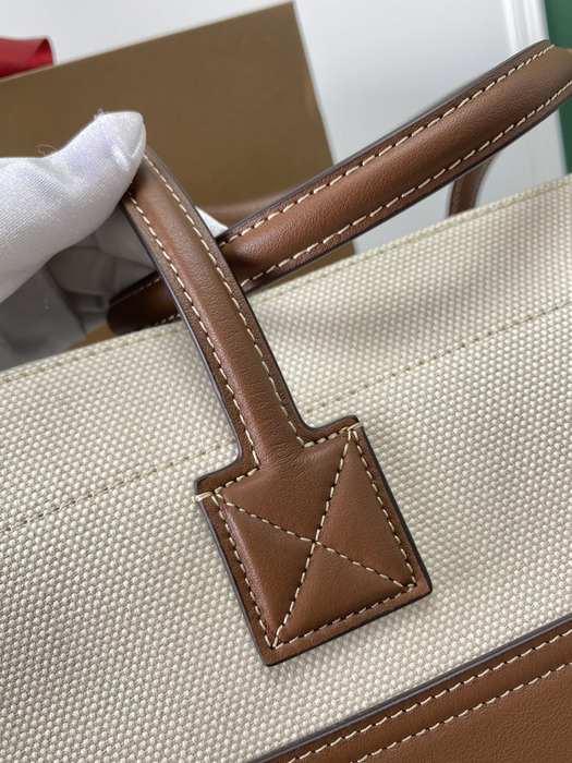 Burberry Tote bag with dual handles and structured design Beige 01A