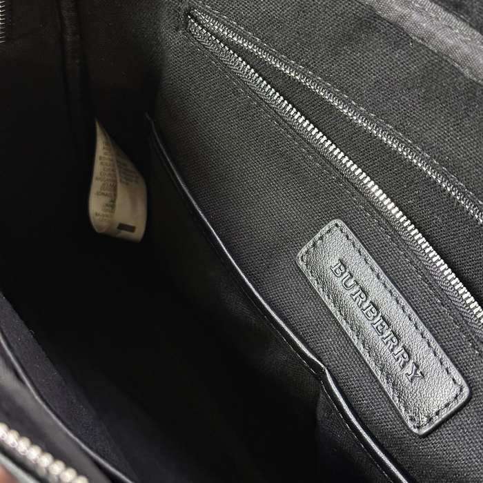 Burberry Tote bag with elegant design Black 01A