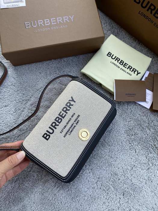 Burberry Tote bag with minimalist design Brown 01A