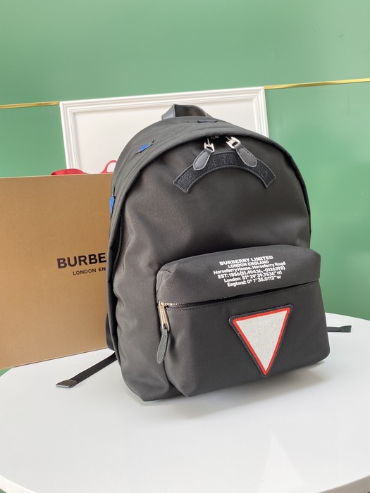 Burberry Tote bag with modern design Black 01A