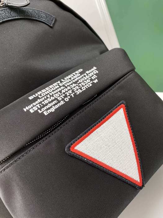 Burberry Tote bag with modern design Black 01A