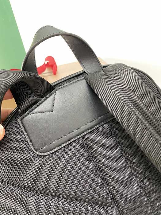 Burberry Tote bag with modern design Black 01A