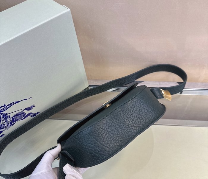 Burberry Tote bag with modern design traits Navy 01A