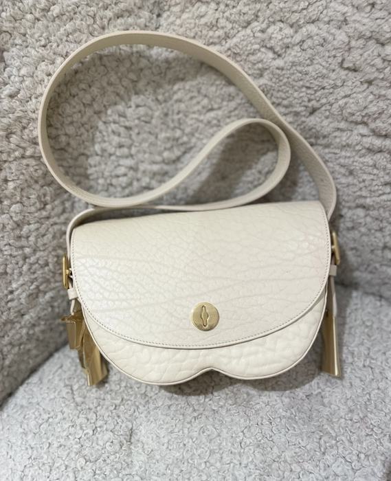 Burberry Tote bag with modern design traits Navy 01A