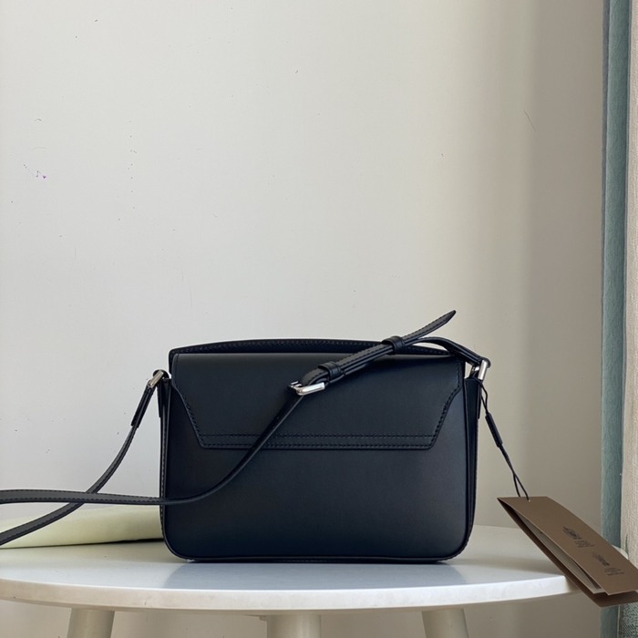 Burberry Tote bag with quilted detailing Navy 01A