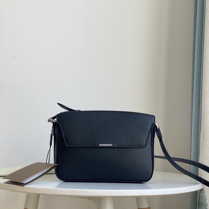 Burberry Tote bag with quilted detailing Navy 01A