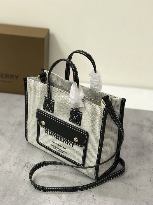 Burberry Tote bag with sleek design Black 01A
