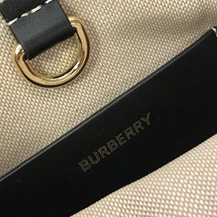 Burberry Tote bag with sleek design Black 01A