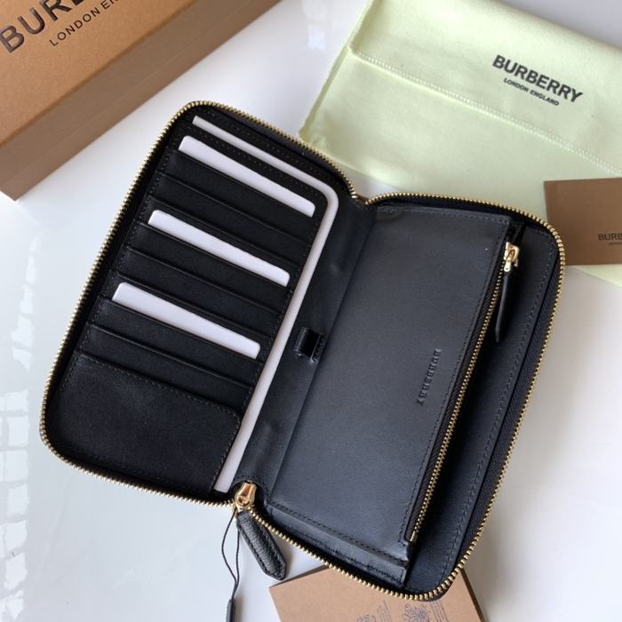 Burberry Tote bag with sleek design features Black 01A