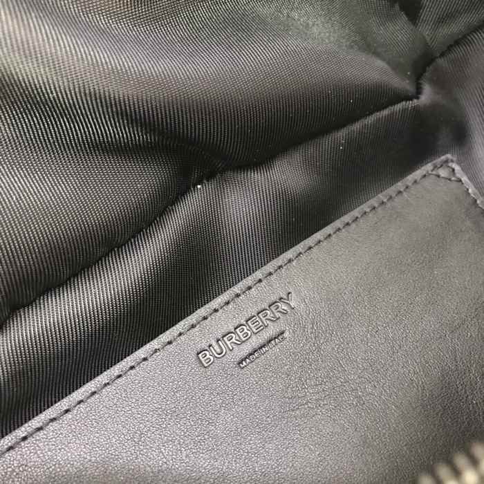 Burberry Tote bag with sleek design traits Black 01A 5