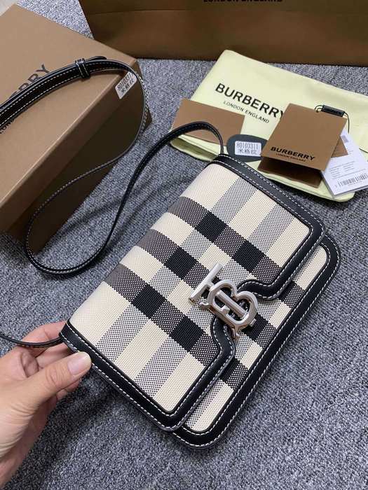 Burberry Tote bag with structured design Beige 01A 3