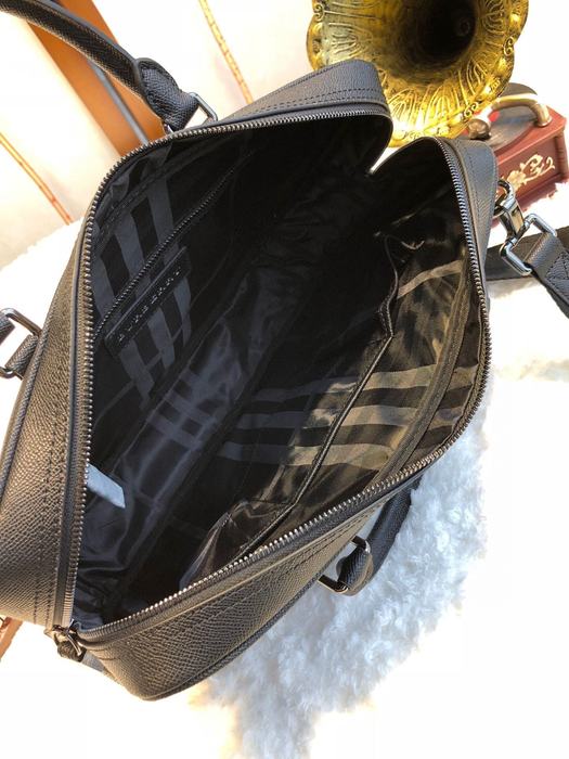 Burberry Tote bag with structured design Black 01A