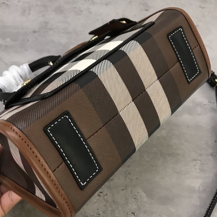 Burberry Tote bag with structured design Brown 01A 2