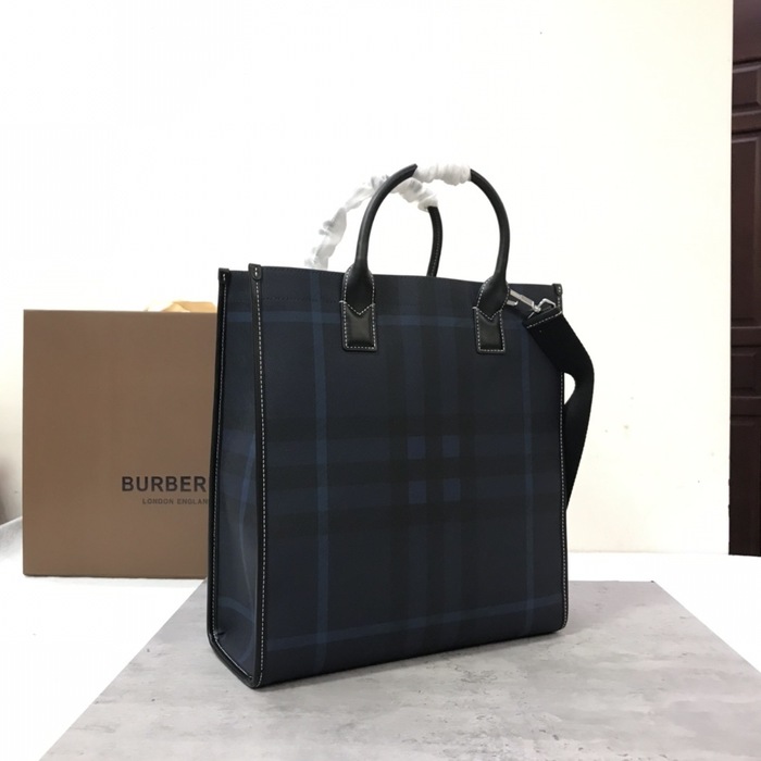Burberry Tote bag with structured design Grey 01A