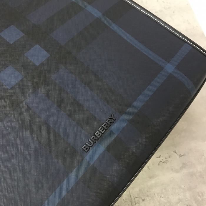 Burberry Tote bag with structured design Grey 01A