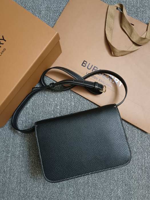 Burberry Tote bag with structured design Tan 01A