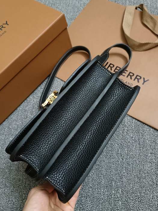 Burberry Tote bag with structured design Tan 01A