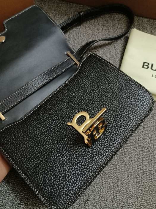 Burberry Tote bag with structured design Tan 01A