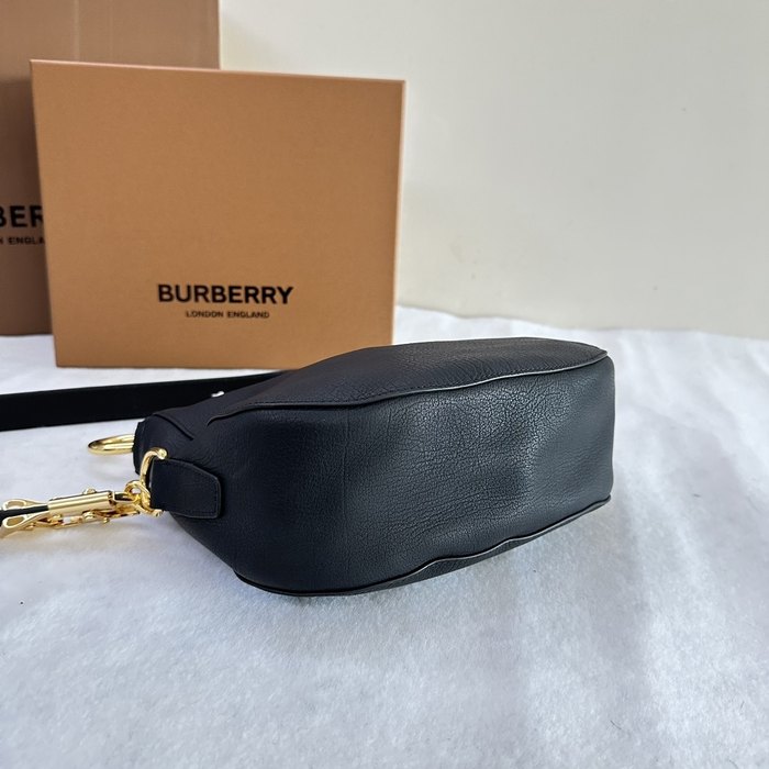 Burberry Tote bag with stylish accents Black 01A