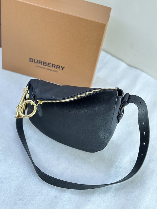 Burberry Tote bag with stylish accents Black 01A