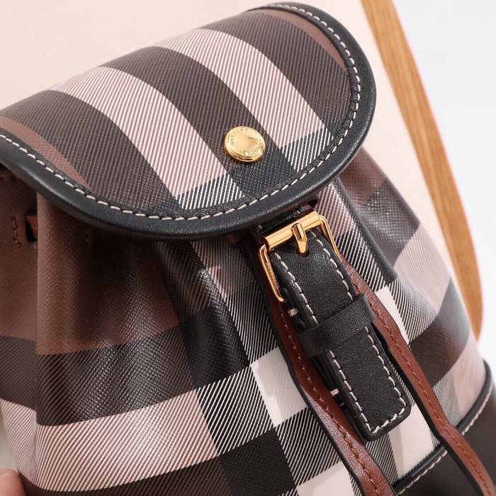 Burberry Tote bag with stylish design Brown 01A