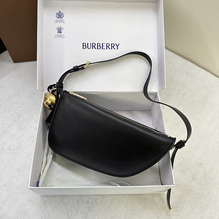 Burberry Tote bag with stylish design Burgundy 01A