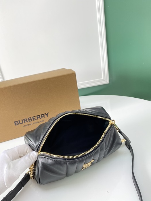 Burberry Tote bag with stylish features Black 01A 5
